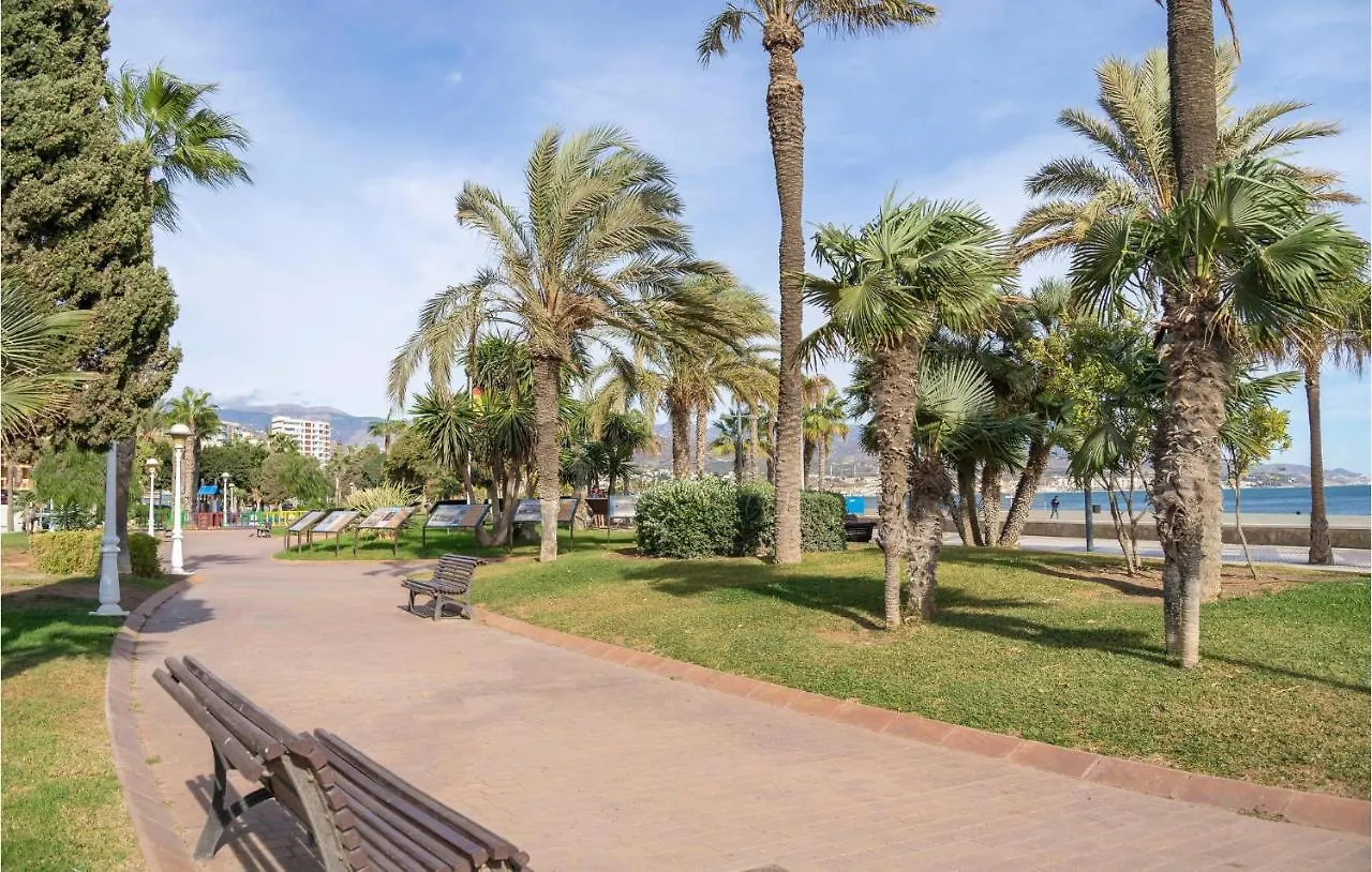 3 Bedroom Stunning Home In Torre Del Mar Casa de Férias