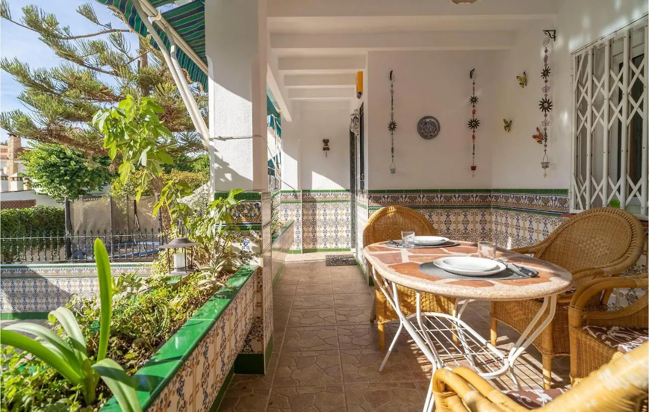 3 Bedroom Stunning Home In Torre Del Mar Holiday home